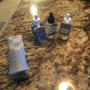 Bath and body wallflower plug in 3 scents